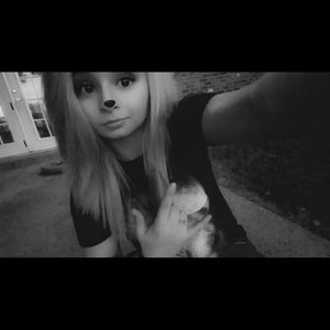 Meet your Posher, Kimberly